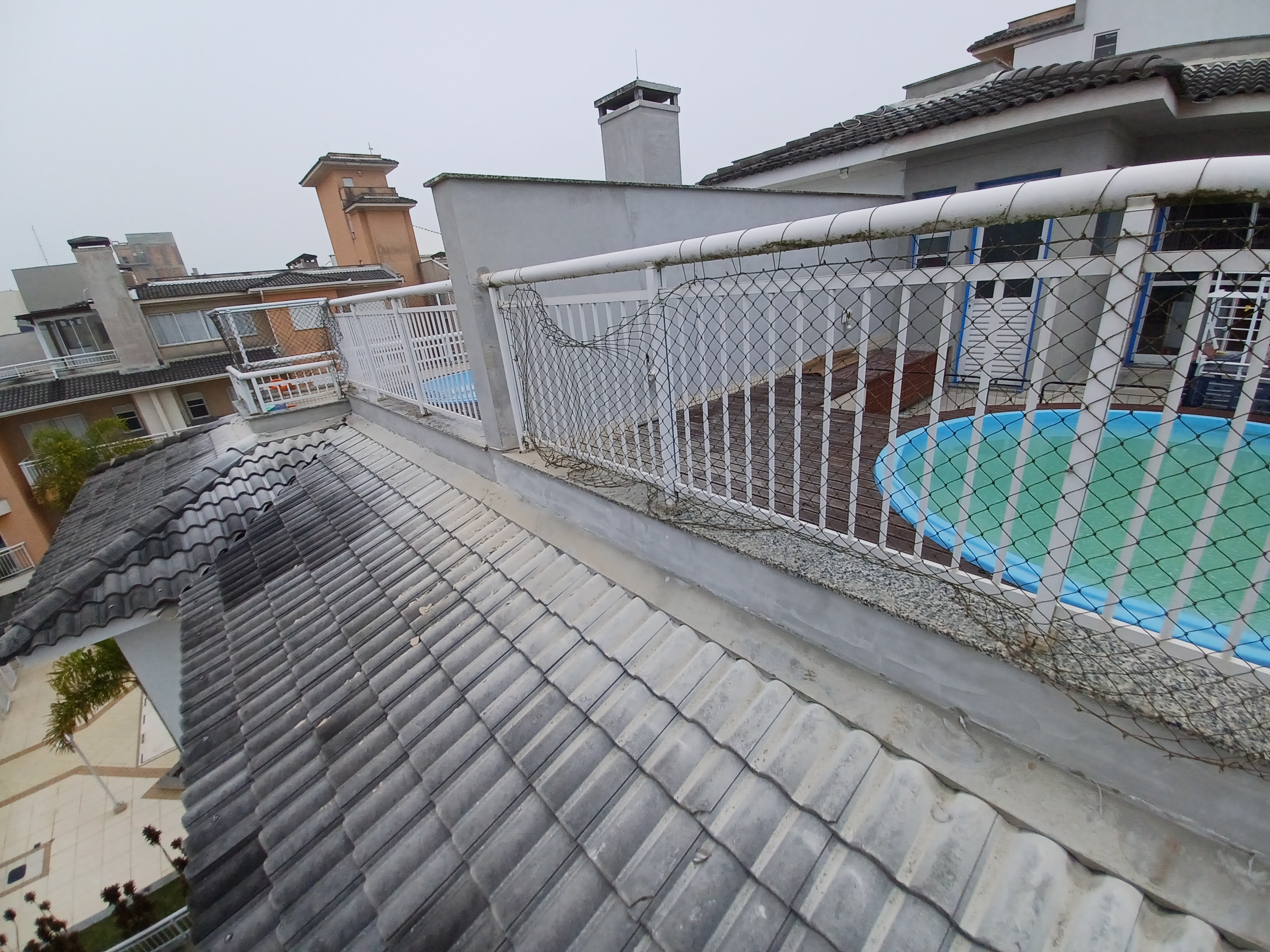Serviços telhado e sacadas cobertura.